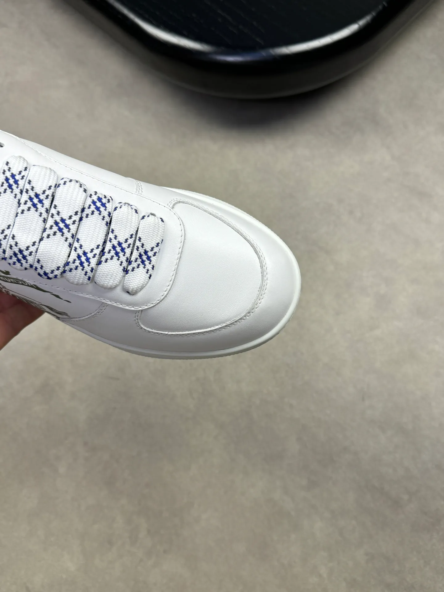 p420💰Men's shoes [BURBERRY] Burberry - High-end quality original order 🔍🔍🔍 - Upper: imported 🔝 Napa calfskin, 3D color printed brand totem on shoe body, tongue brand cloth label, heel air-pressure brand totem - Inner: canvas lining, feet; water-dyed cowhide - Outsole: ultra-light TPR rubber; two-color molded outsole -Ultra-high quality control and fine workmanship: outstanding (high-end, extravagance, grade) -Size: 38-44 (45, 46, can be customized)